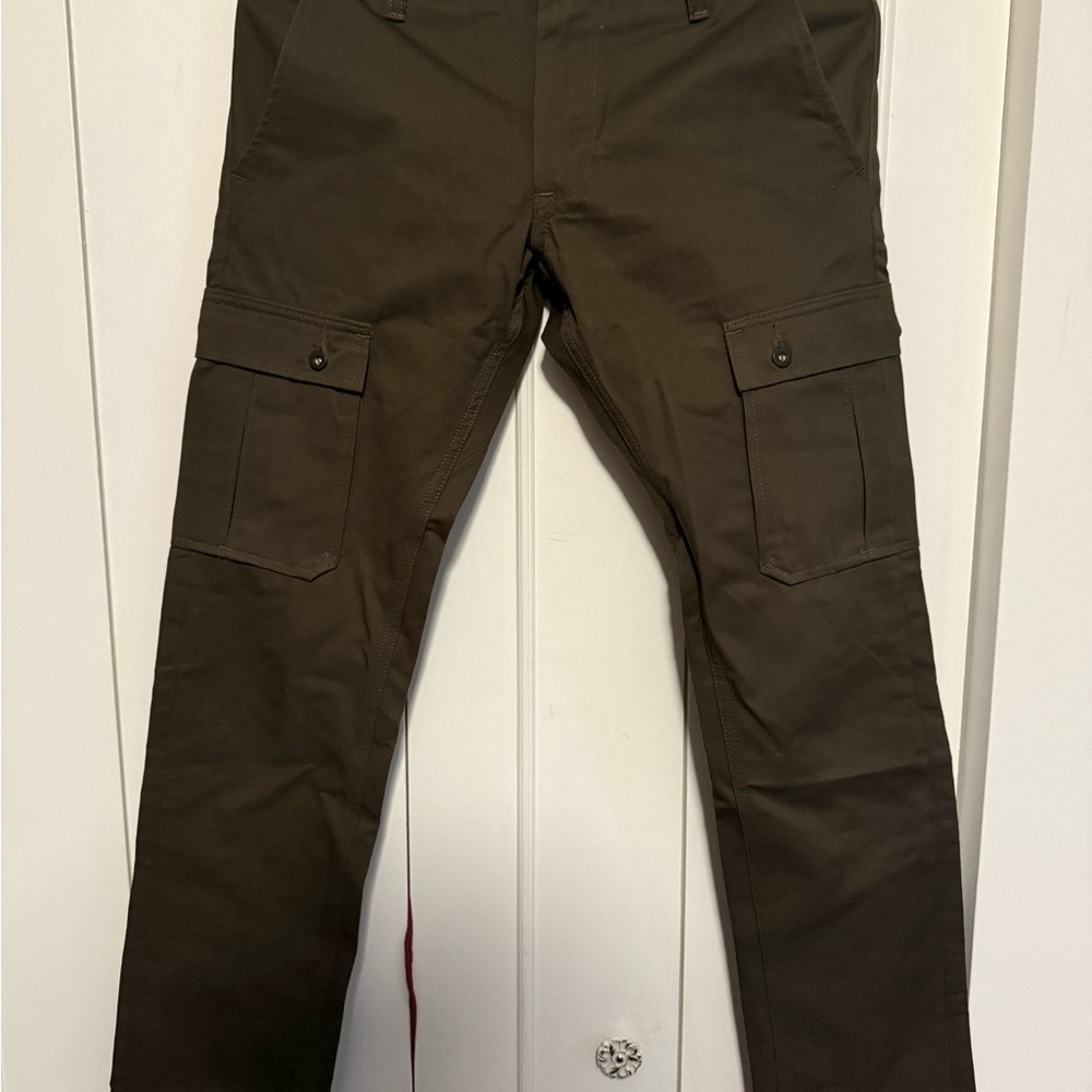 Levi's Men's Dark Olive Cargo Pants